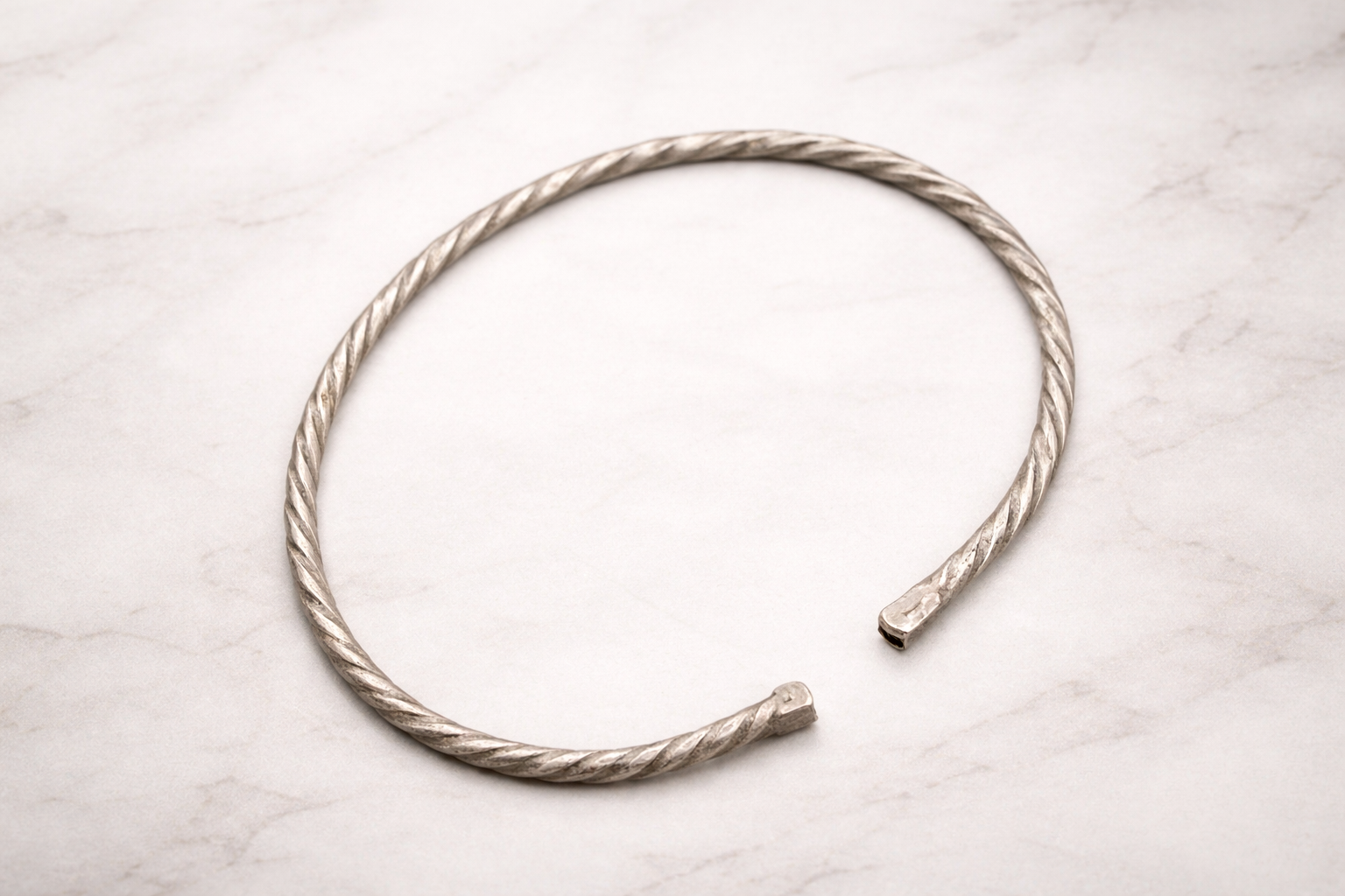 Bracelet de Protection en fer Manjaku